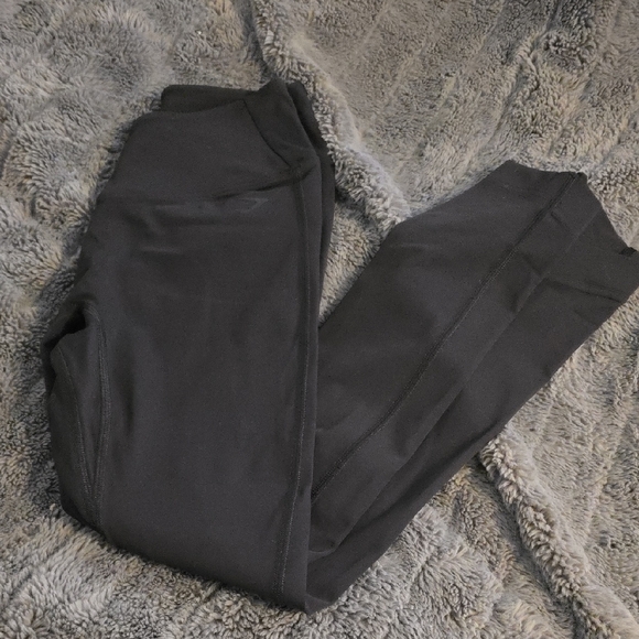 Gymshark Charcoal Black Leggings - Picture 5 of 6